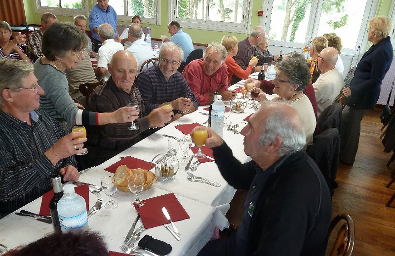 2010-10-10 42 Repas.JPG